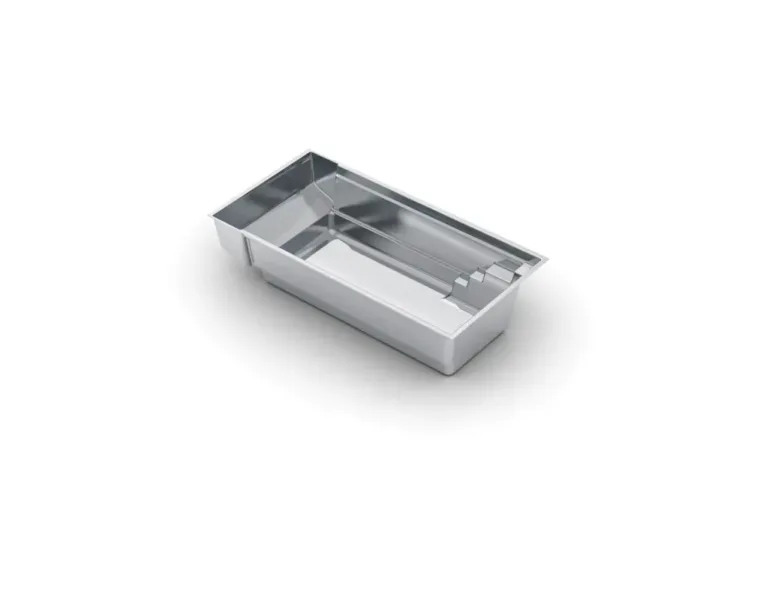 The Encore™ with Cover Fiberglass Pool 3D image